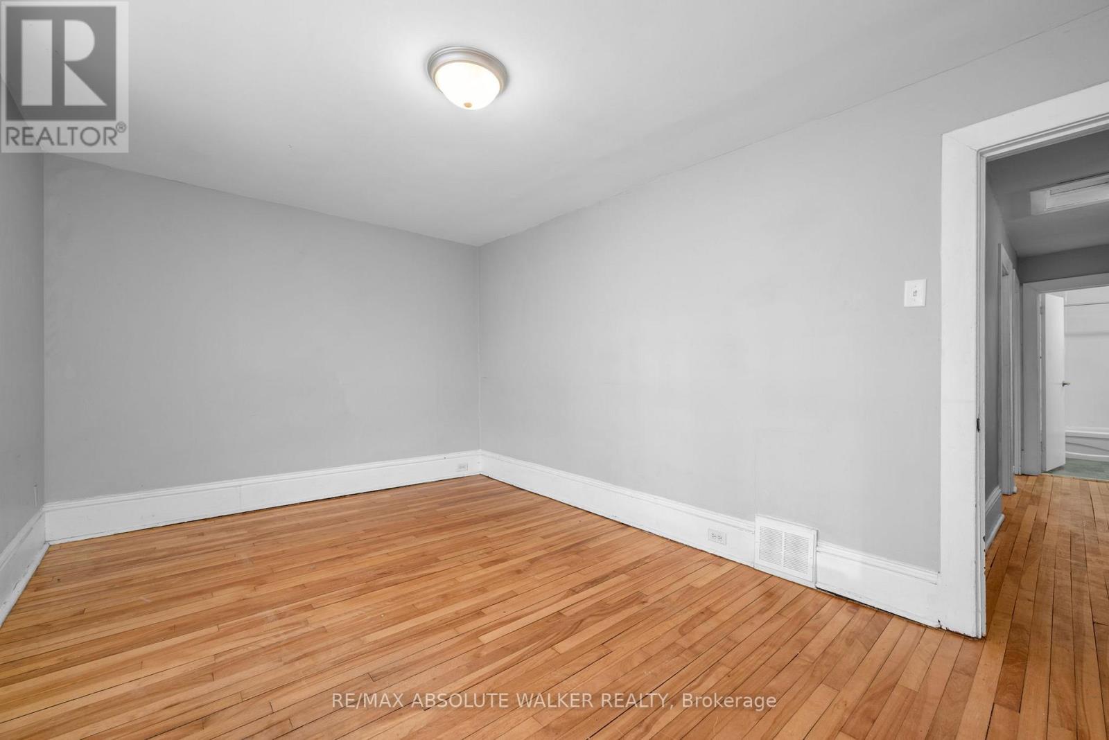 166/168 MAIN STREET — photo 21