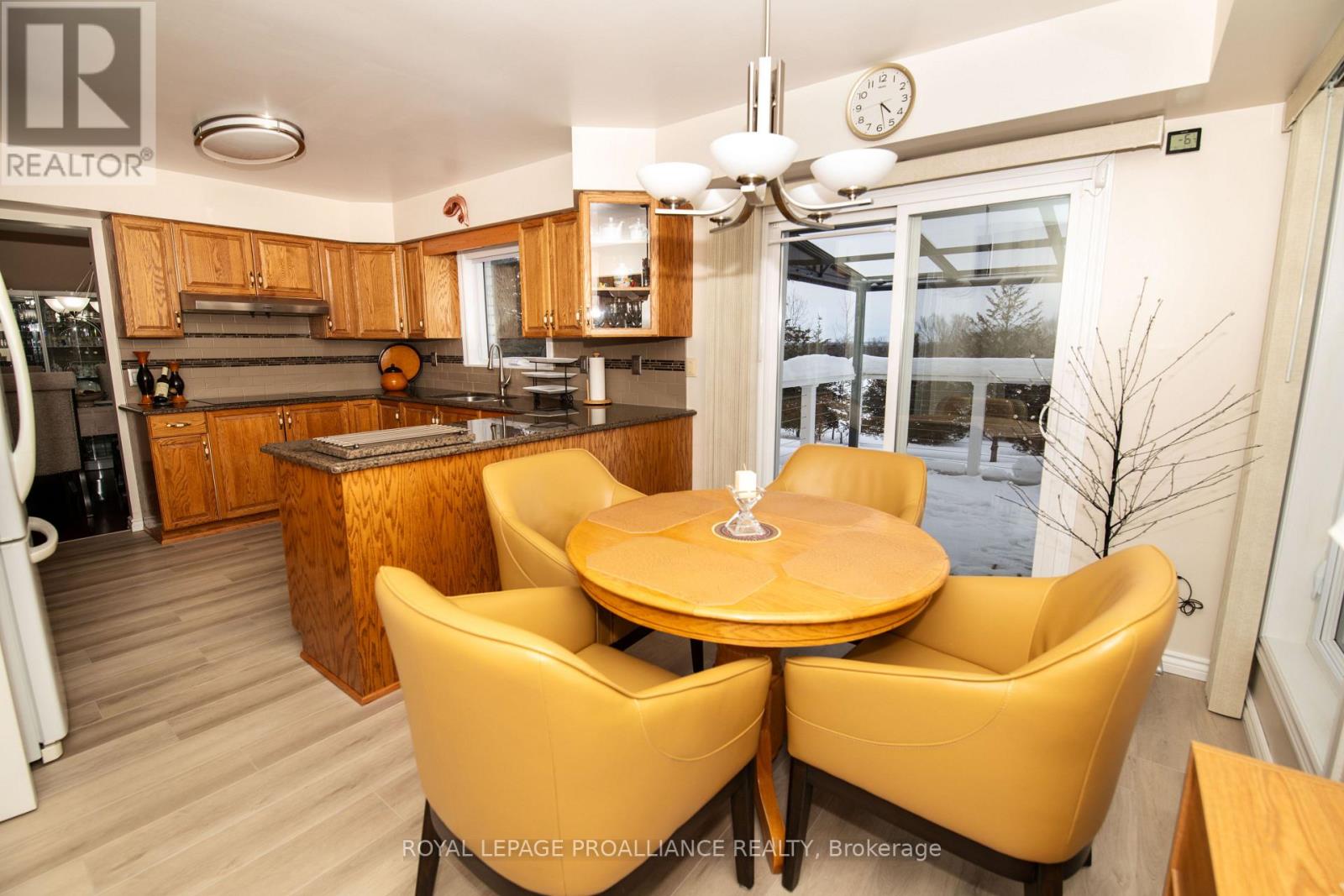 61 SILLS ROAD - 12