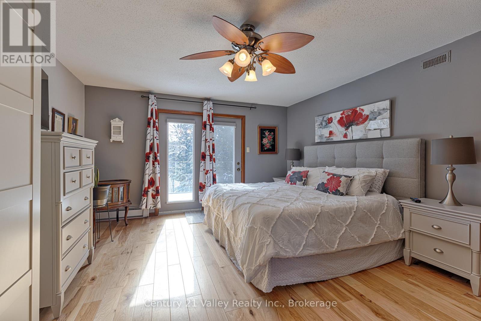 3537 CALABOGIE ROAD - 36