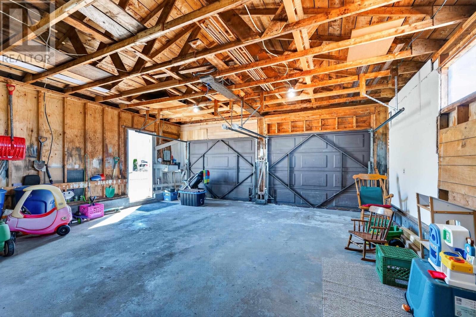 Property 7 of 48 of 123 Maloney Street