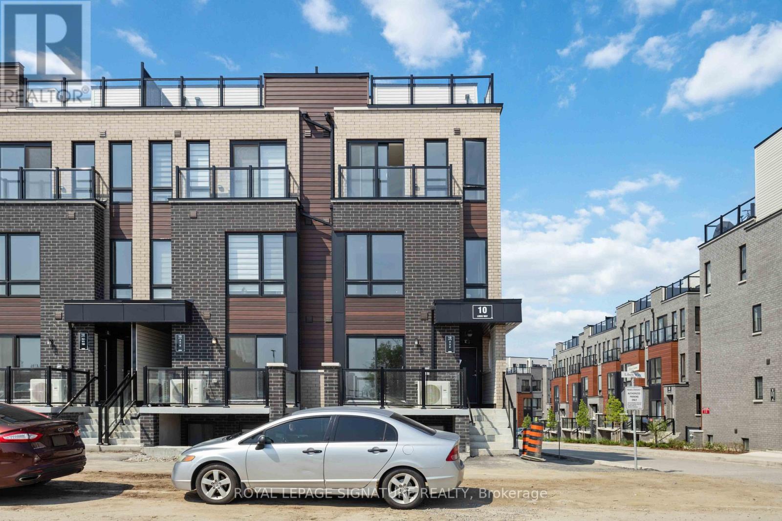 Listing photo of 2 - 10 LIBEN WAY