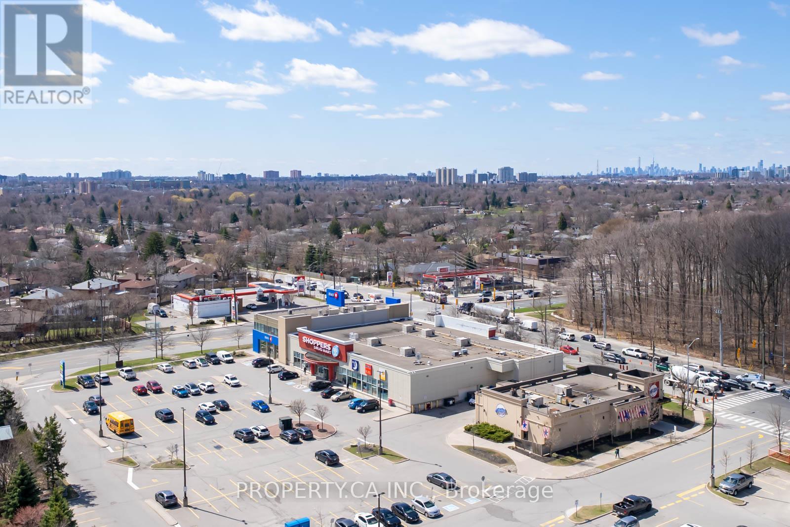 #2003 88 GRANGEWAY AVENUE - 24