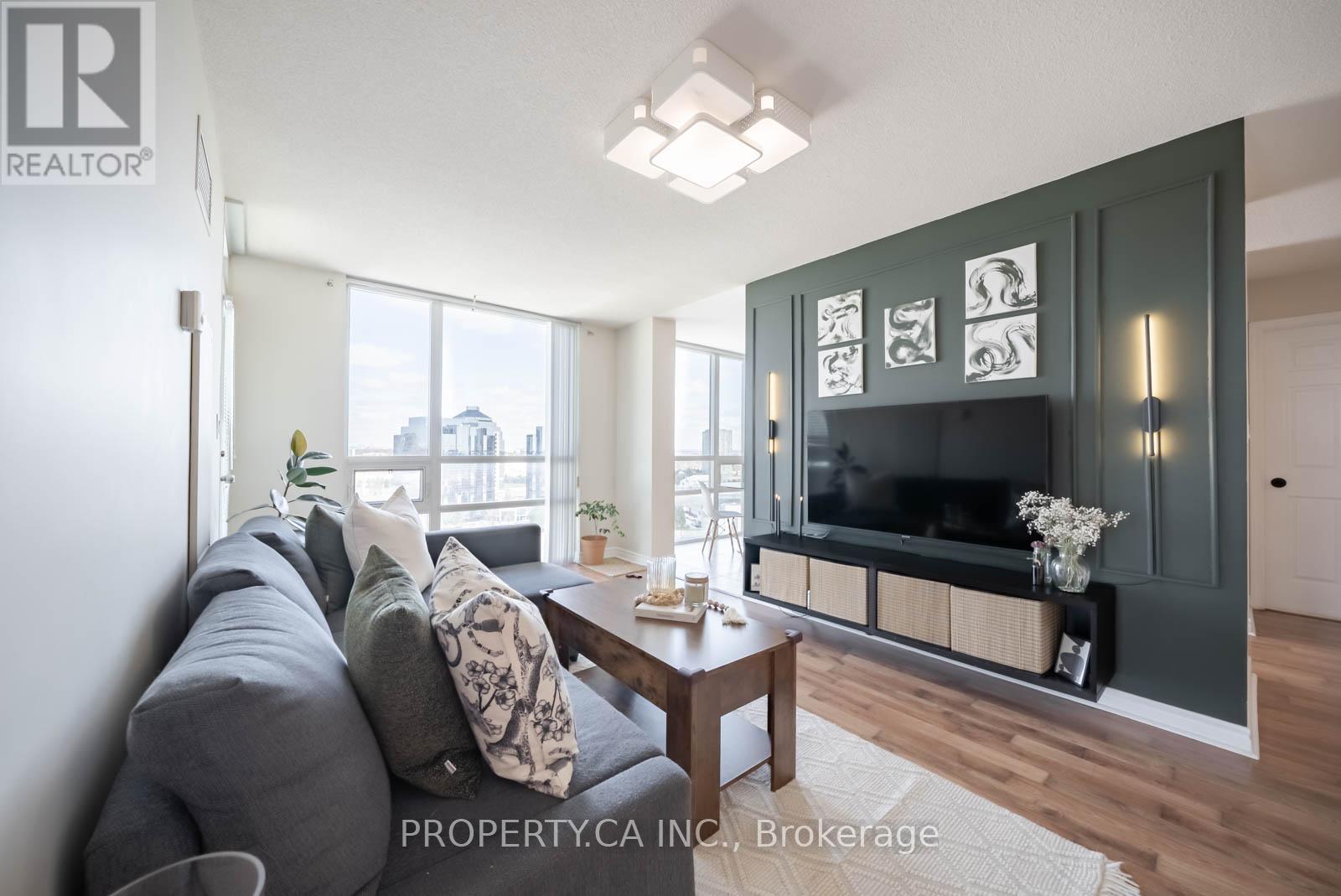 #2003 88 GRANGEWAY AVENUE - 6