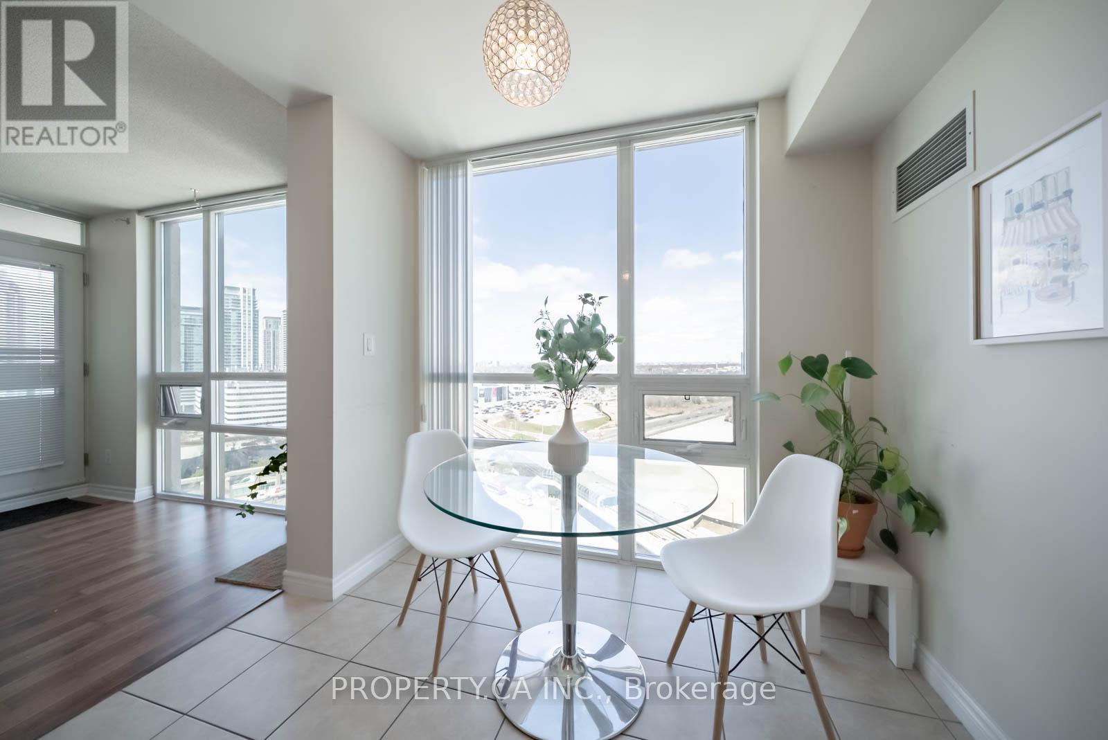 #2003 88 GRANGEWAY AVENUE - 9