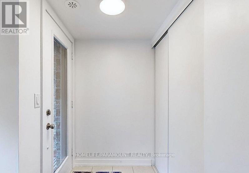#509 30 DUNSHEATH WAY - 26