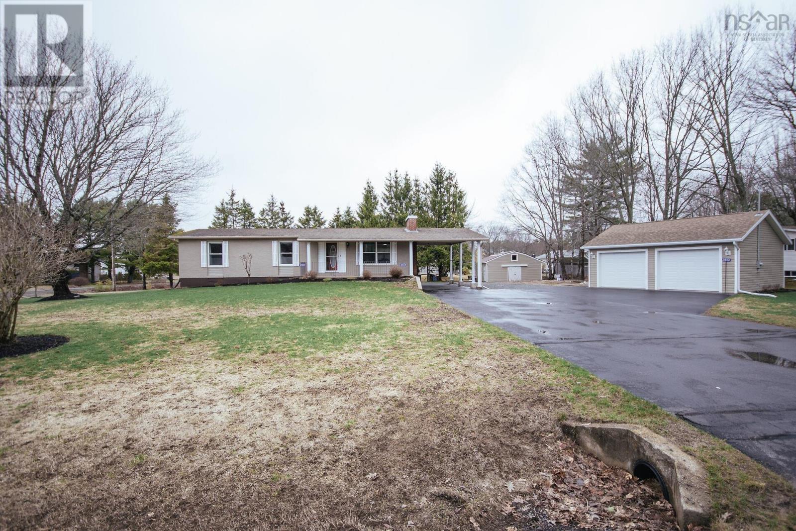 Property 2 of 31 of 2810 Pinecrest Drive