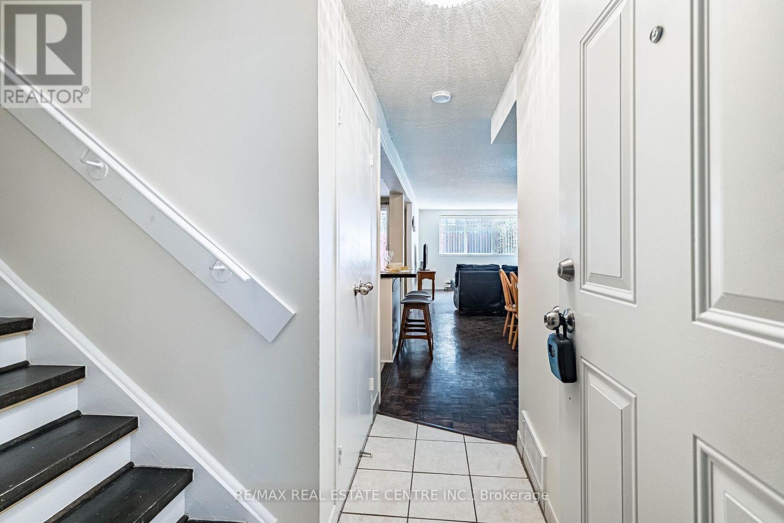 59 - 2170 BROMSGROVE ROAD, Mississauga (Clarkson), Ontario, L5J4J2 — Photo 3