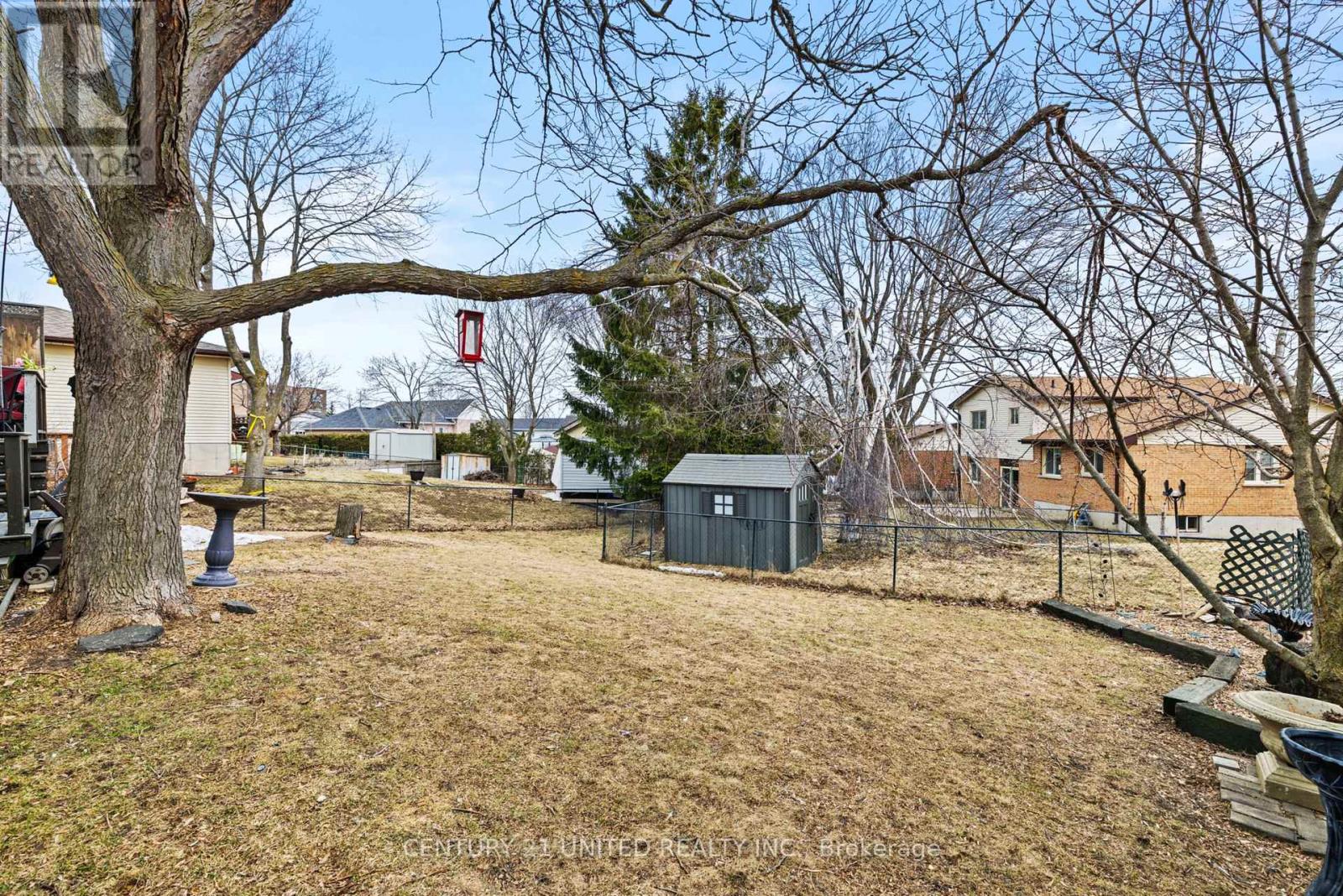 Fully Fenced Yard