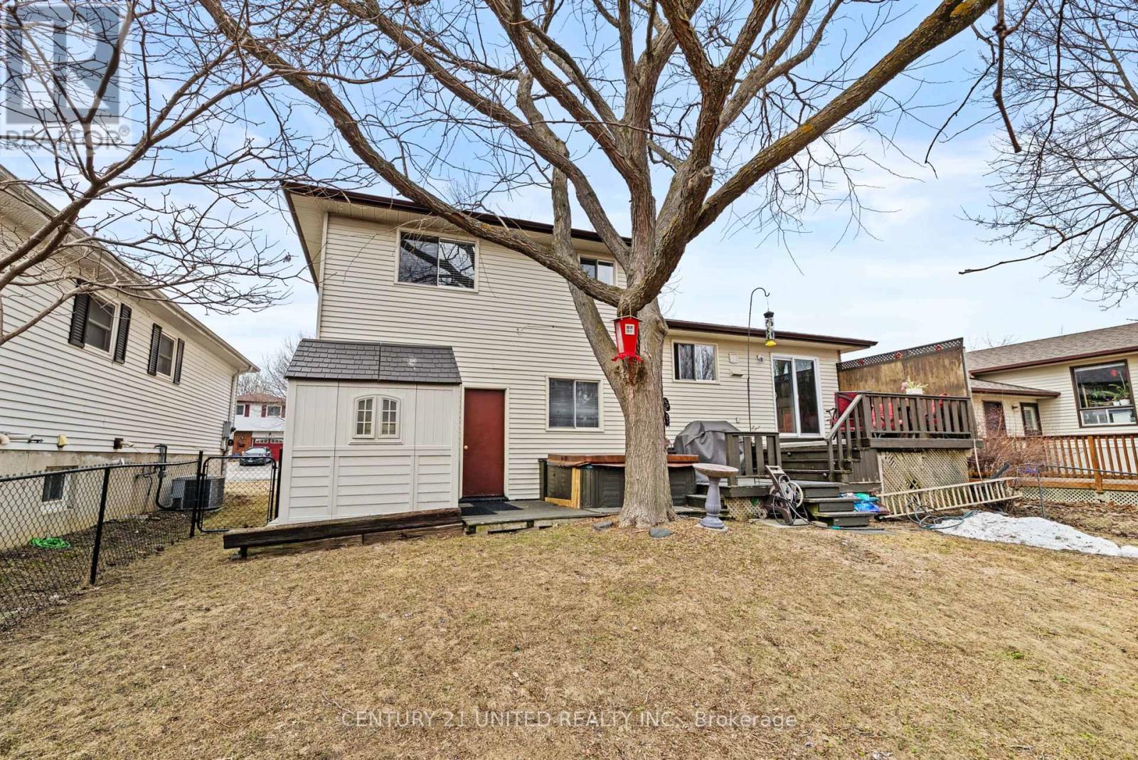 Fully Fenced Yard
