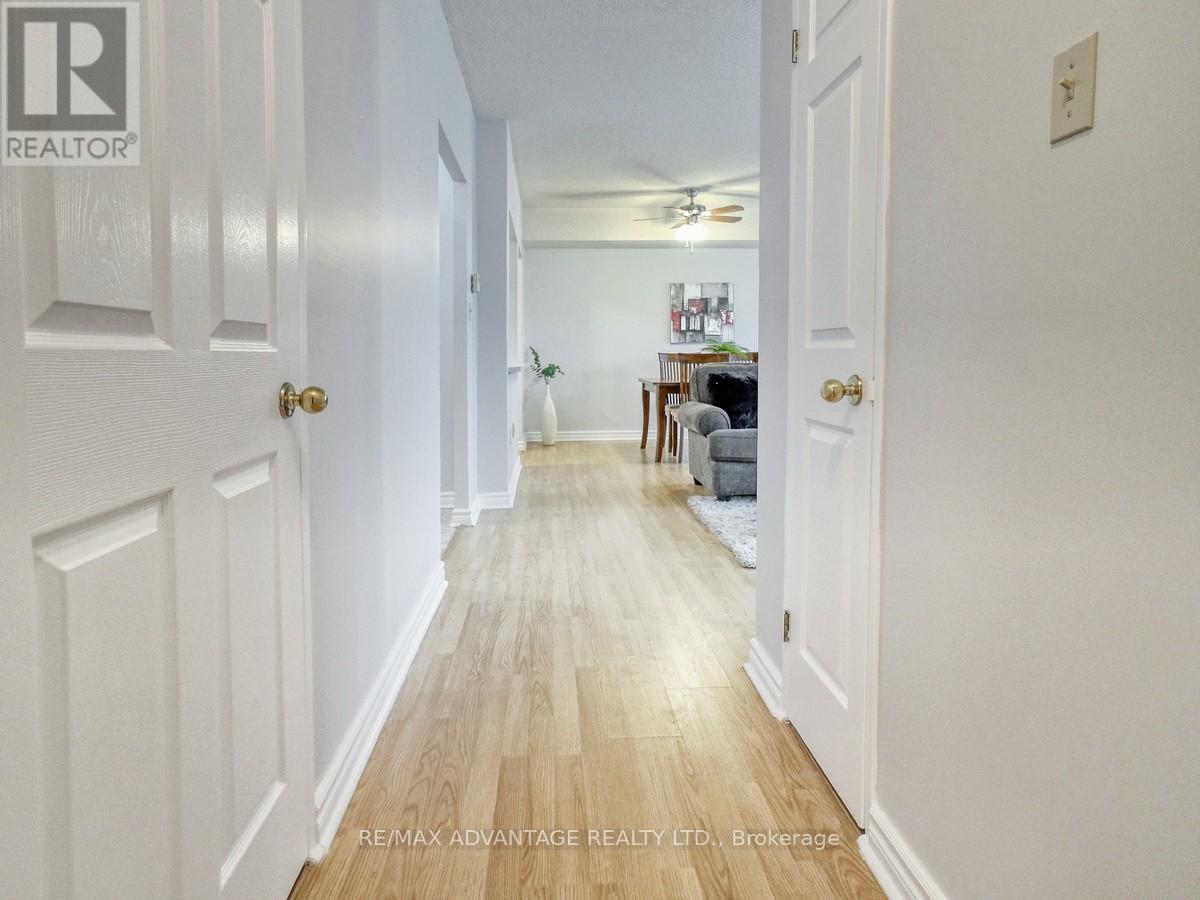 205 - 744 WONDERLAND ROAD S — photo 34