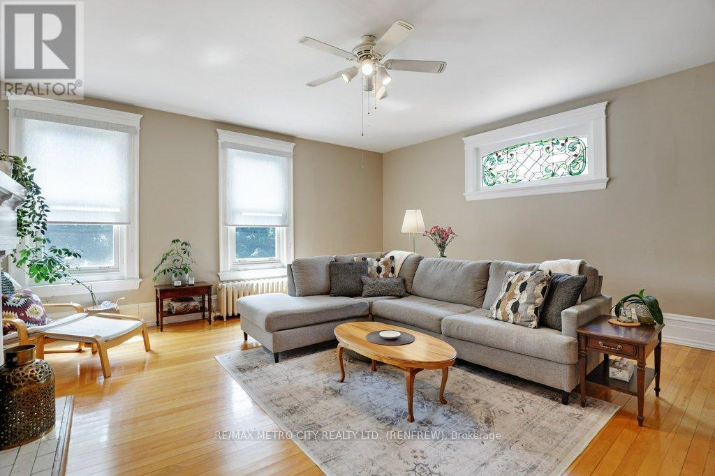 154 QUARRY AVENUE — photo 21