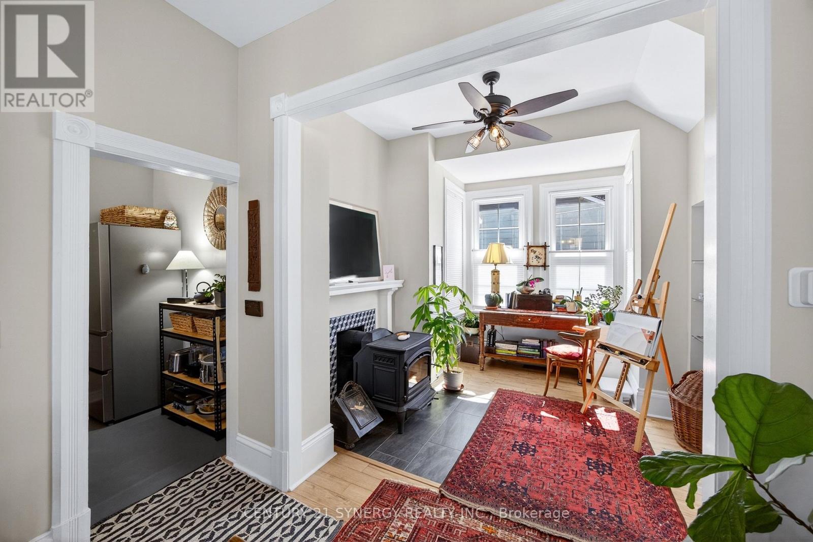 33 NAPOLEON STREET - 12