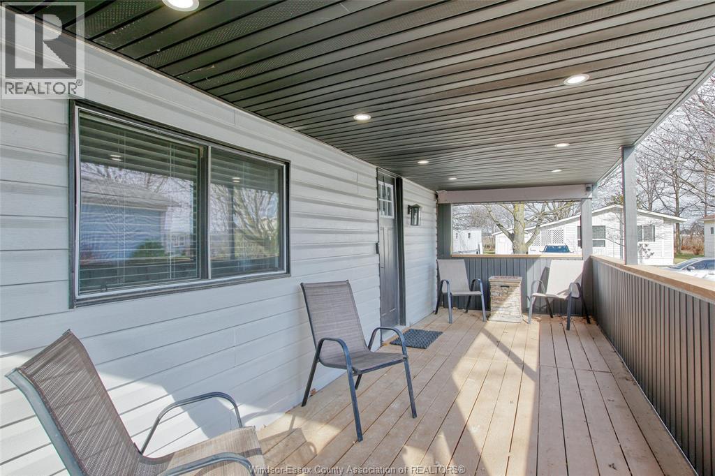 184 NEIL, Essex, Ontario, N8M2A6 — Photo 2