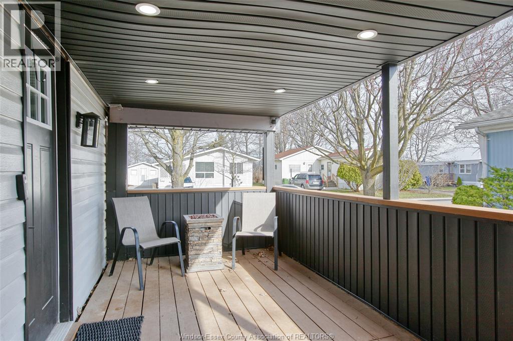 184 NEIL, Essex, Ontario, N8M2A6 — Photo 3