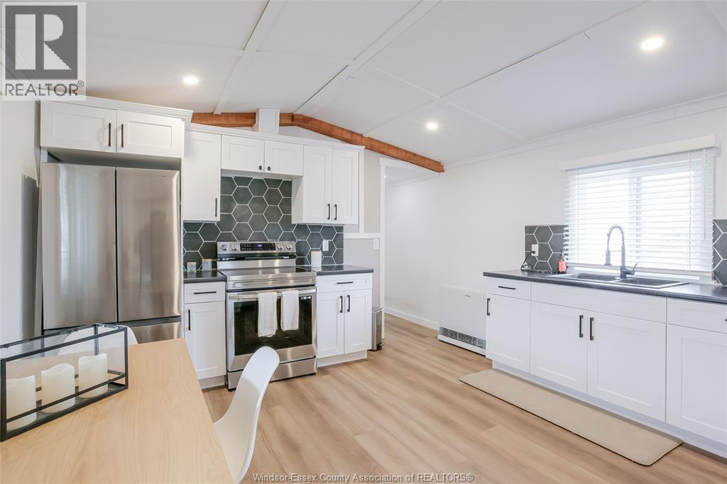 184 NEIL, Essex, Ontario, N8M2A6 — Photo 12