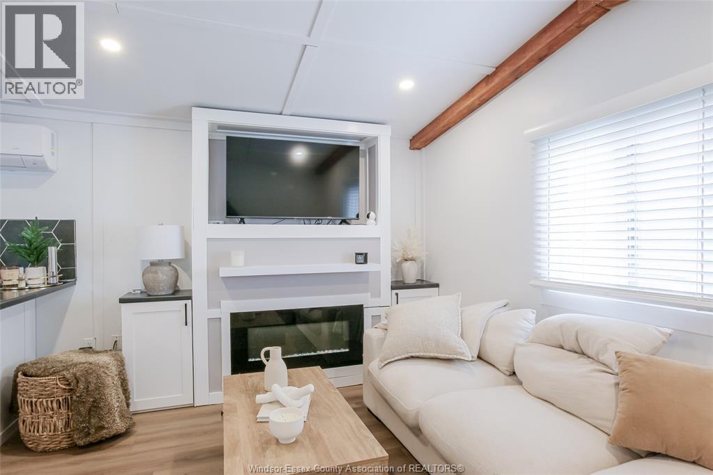184 NEIL, Essex, Ontario, N8M2A6 — Photo 7