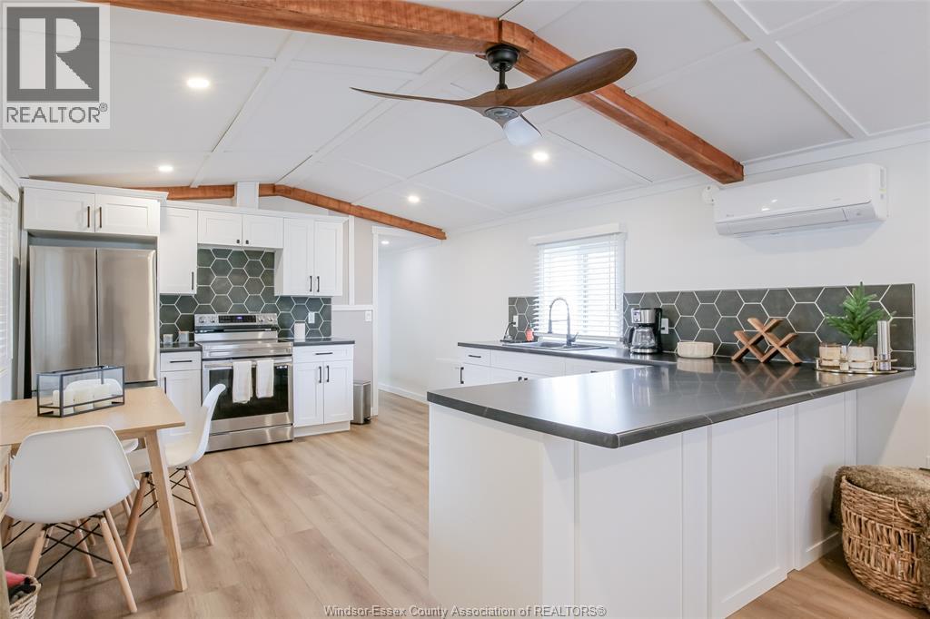 184 NEIL, Essex, Ontario, N8M2A6 — Photo 9