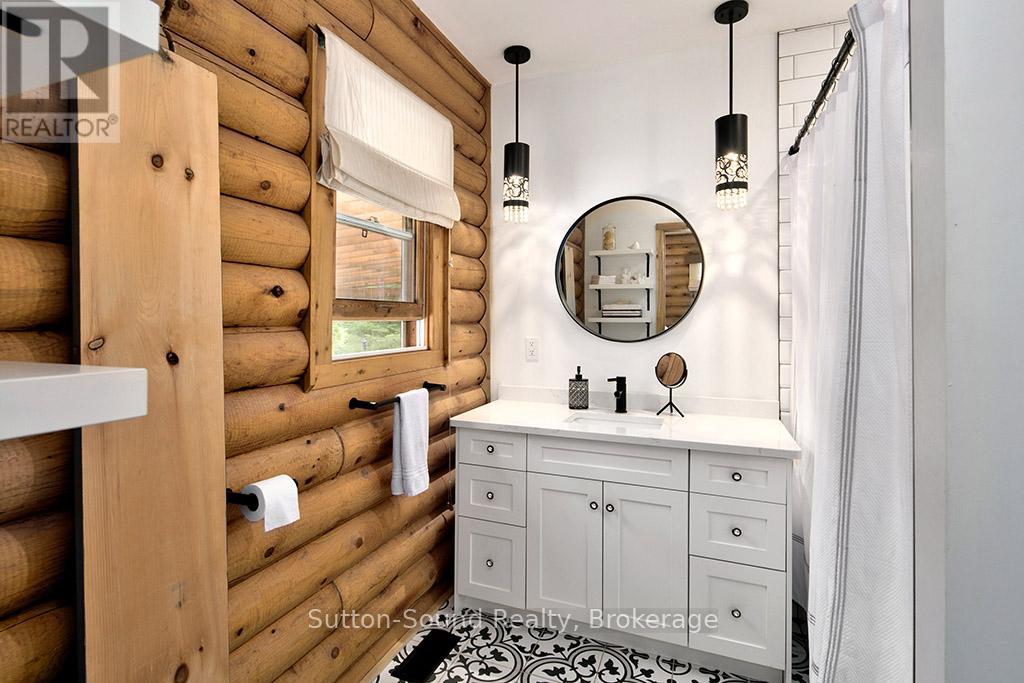 3 pc ensuite