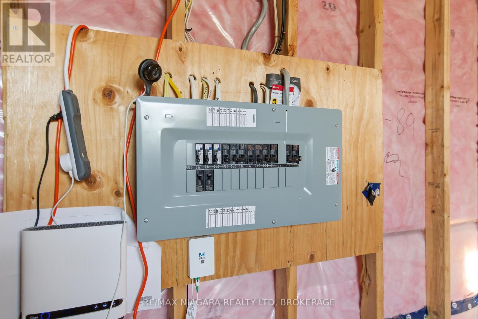 1 OF 2 100AMP BREAKER PANELS