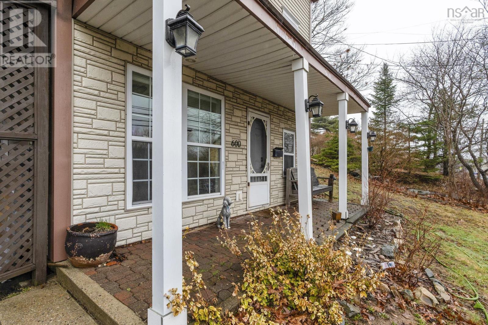 600 Rocky Lake Drive - photo 2