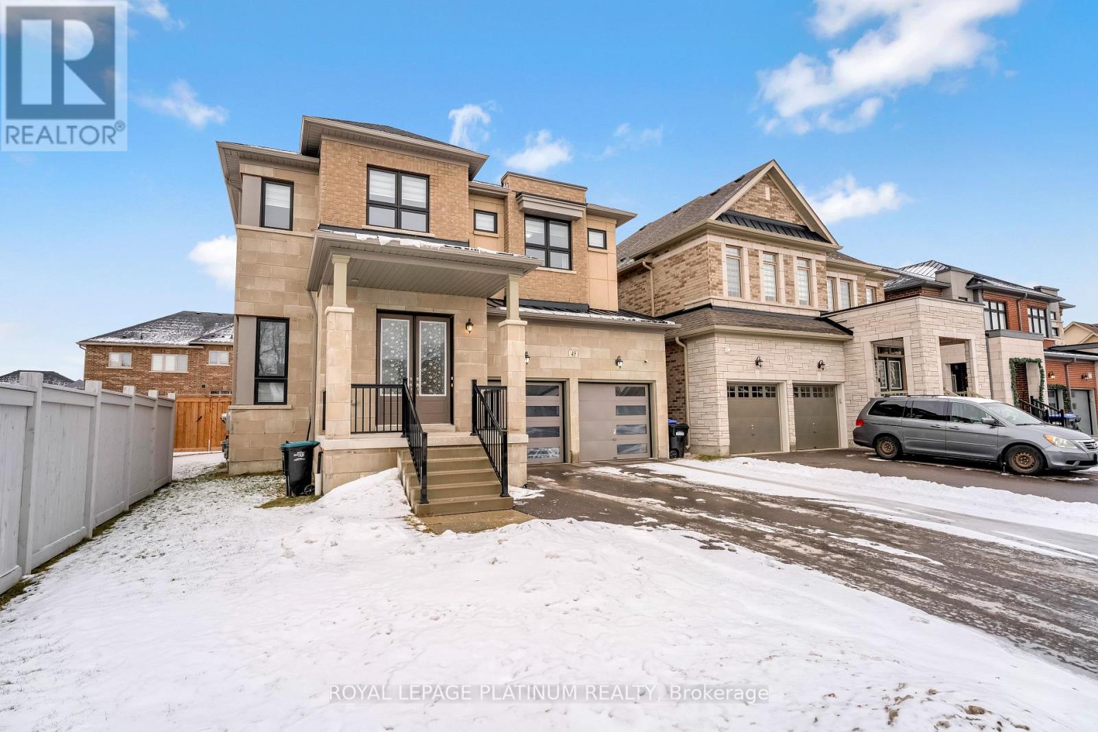 49 WESTLAKE CRESCENT — photo 3