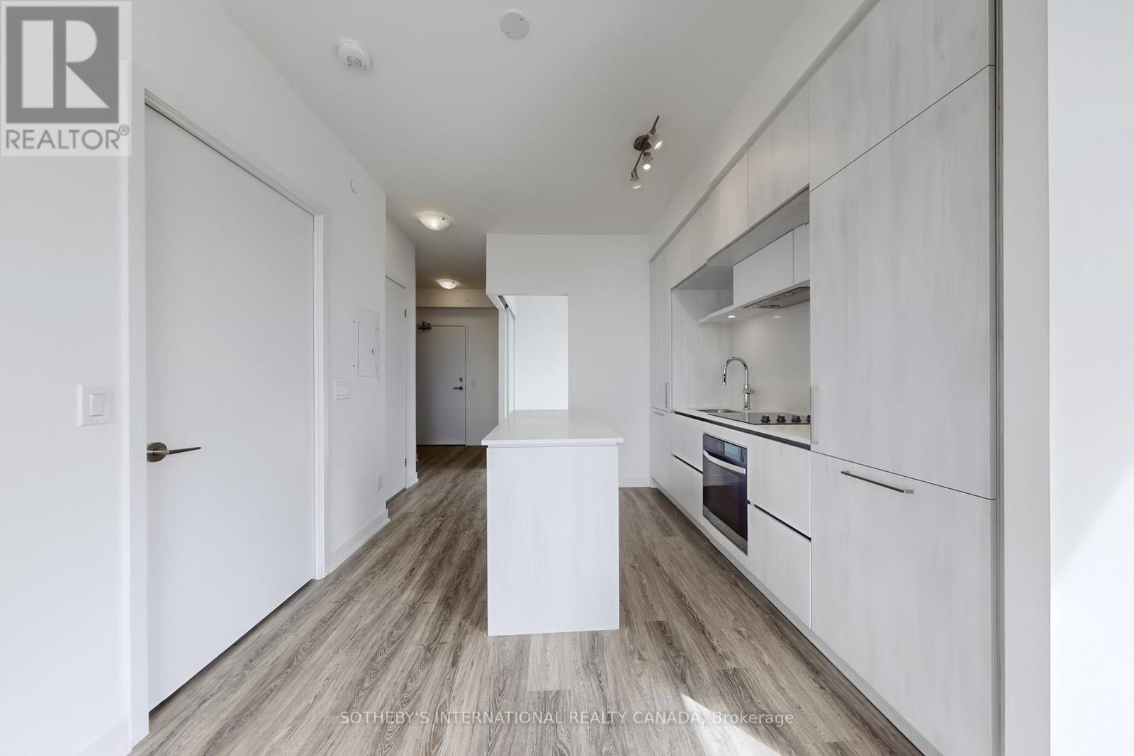 1130 - 2 DAVID EYER ROAD