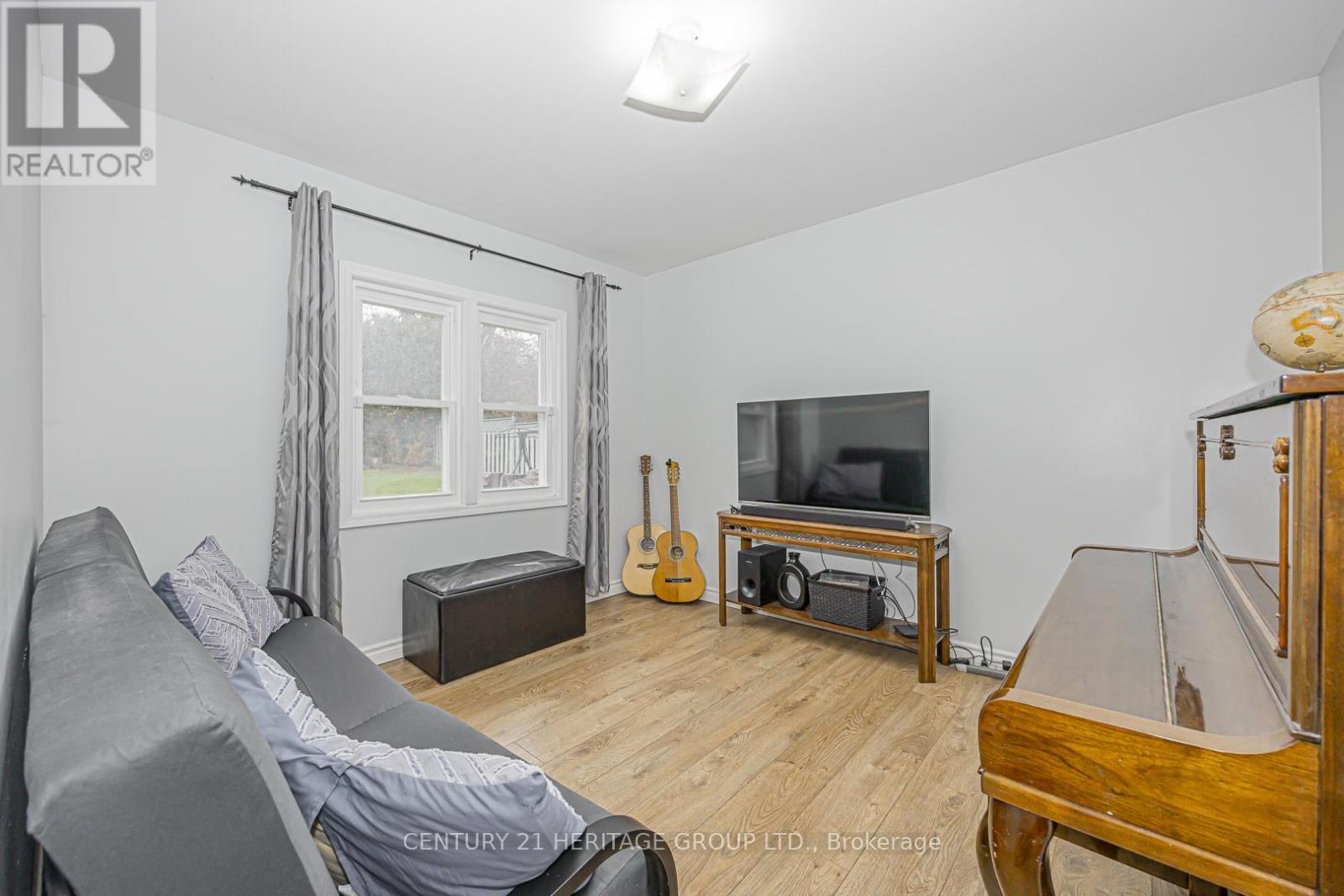 1059 GORHAM STREET - 28