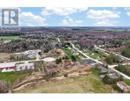 11 Greengage Road, Clearview, ON L0M1N0 Photo 6