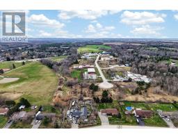 11 Greengage Road, Clearview, ON L0M1N0 Photo 9