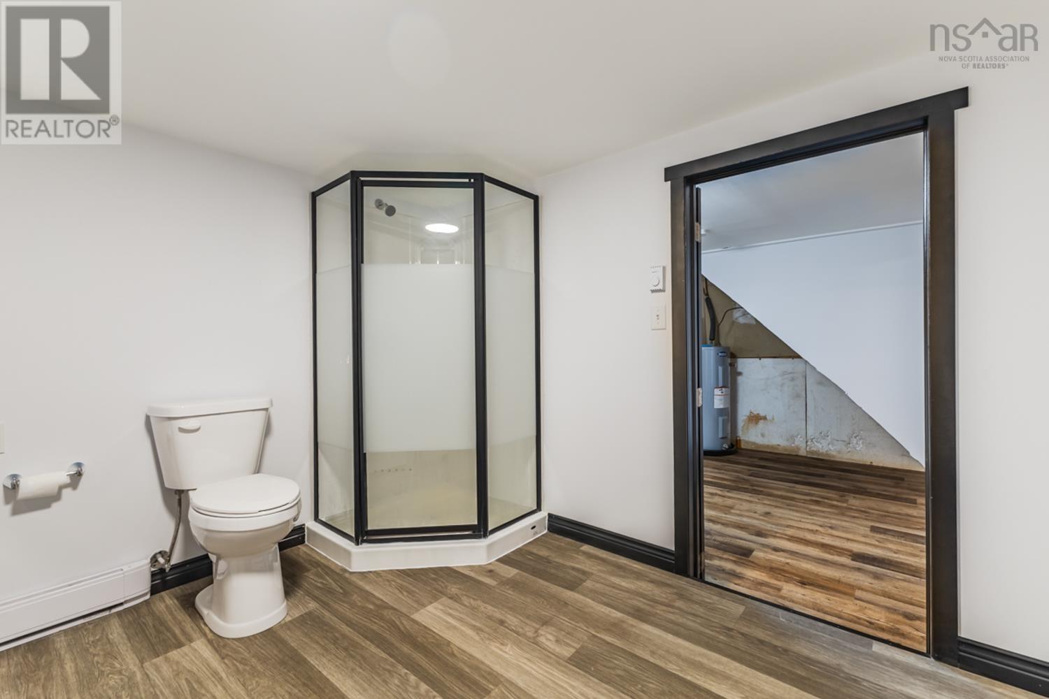 Property 40 of 49 of 54 LAVINIA Drive