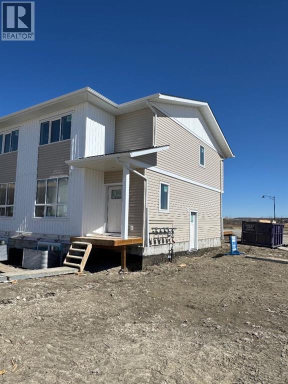 42 Lavelle Close - 2
