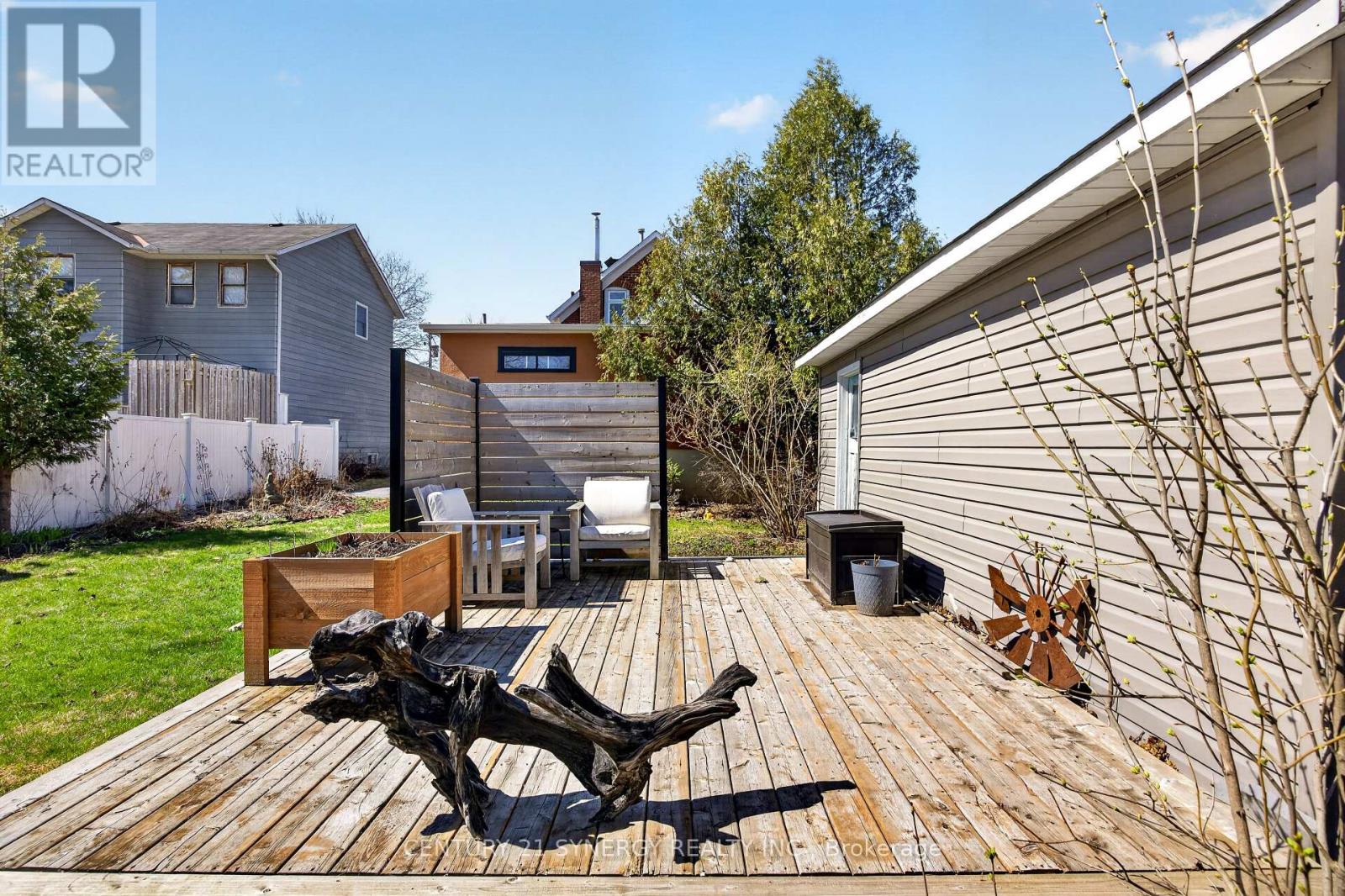 33 NAPOLEON STREET - 22