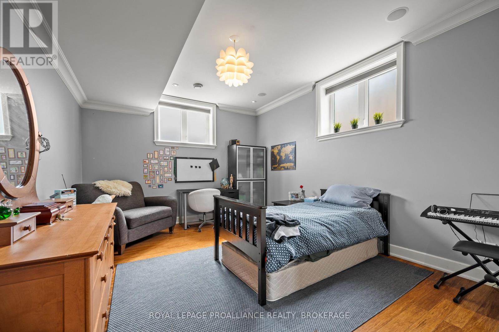 977 WOODBINE ROAD - 37