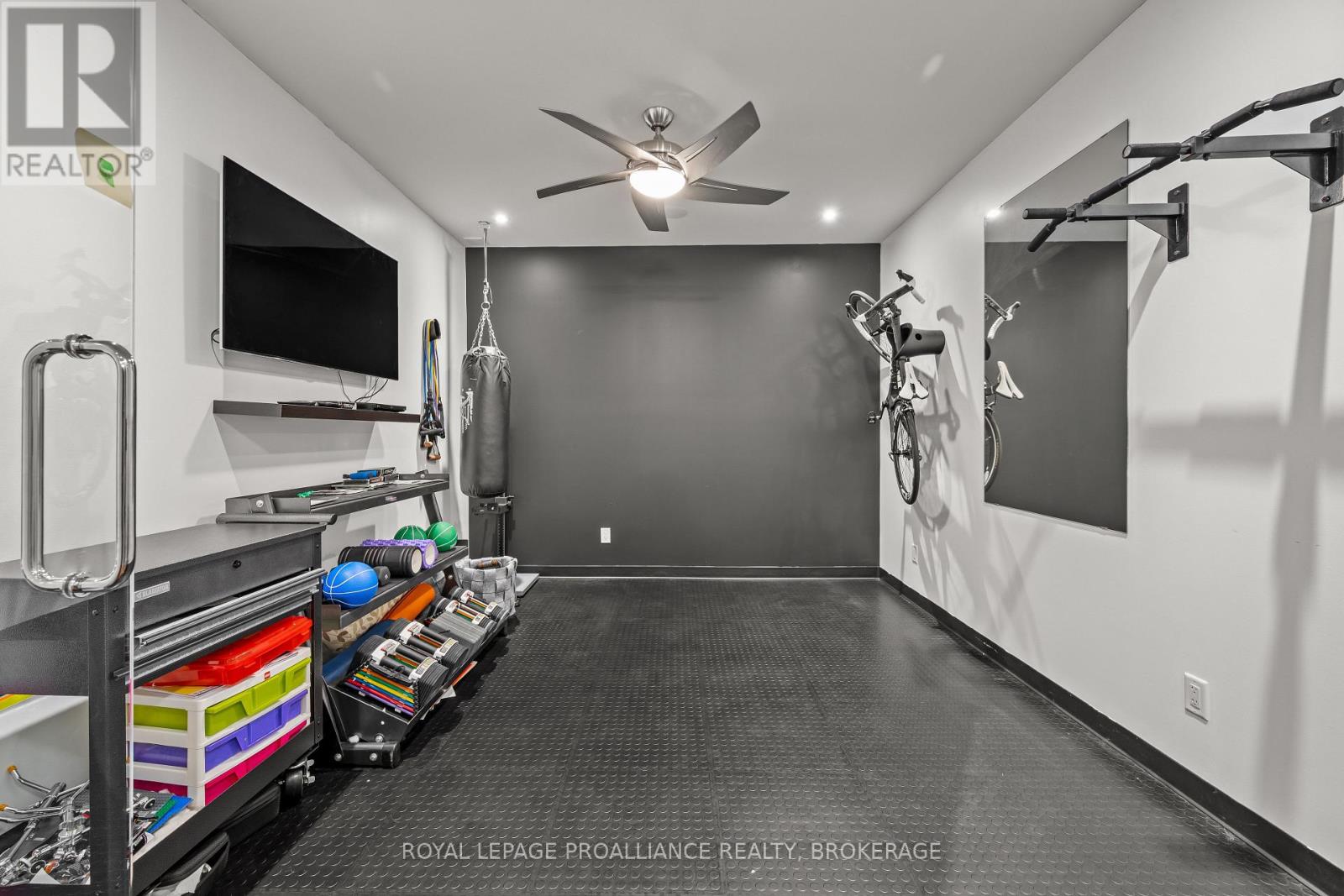 977 WOODBINE ROAD - 39