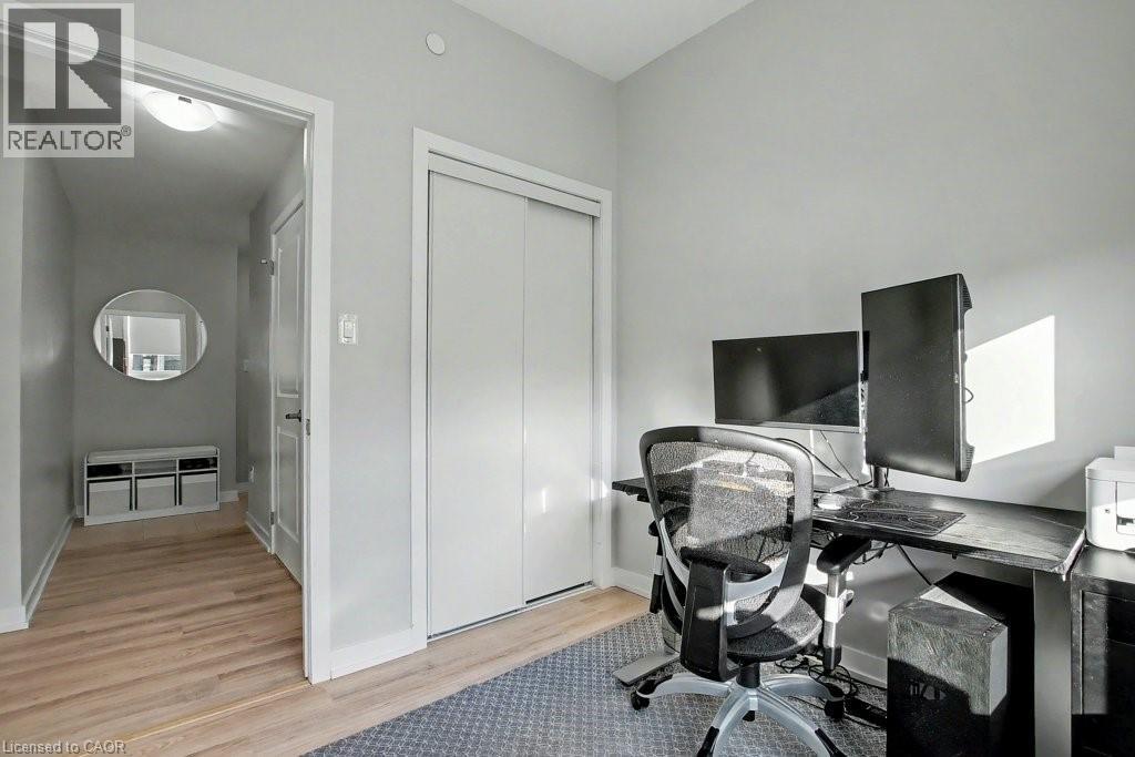 #121 101 SHOREVIEW Place - 12