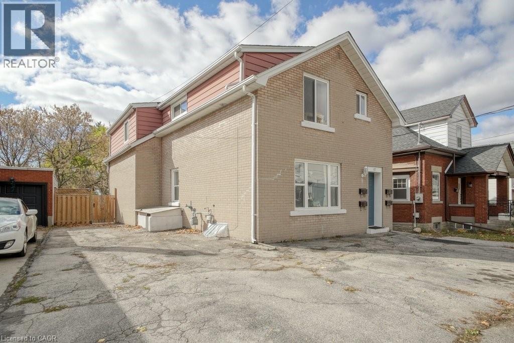 97 ST GEORGE Street - 44