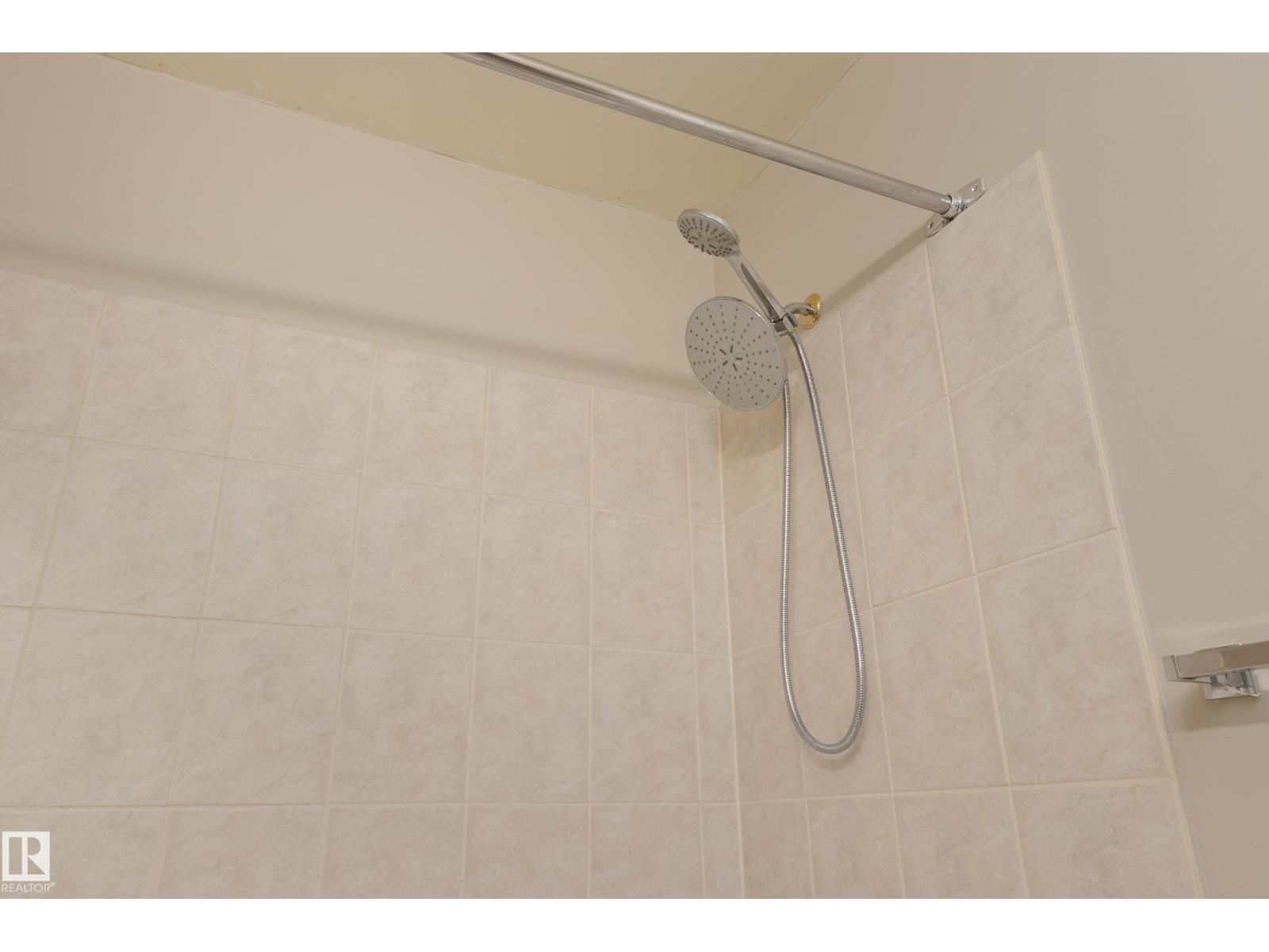 #528 17404 64 AV NW, Edmonton