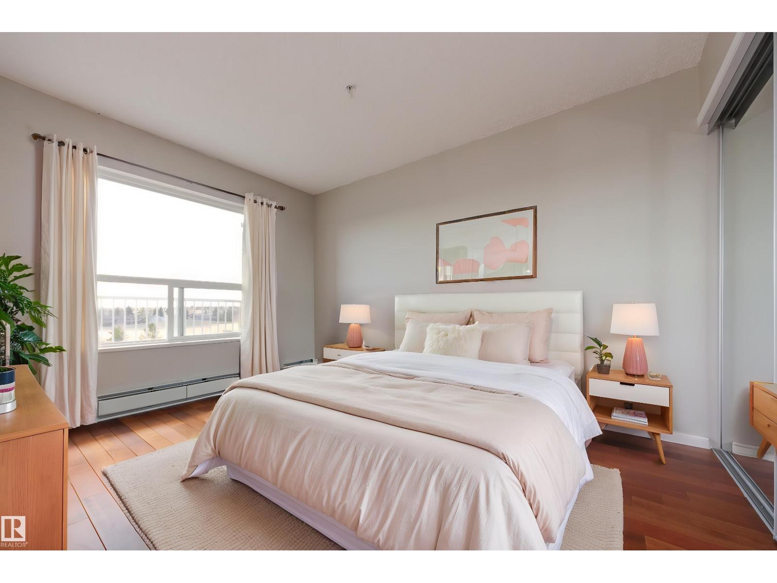 #528 17404 64 AV NW, Edmonton