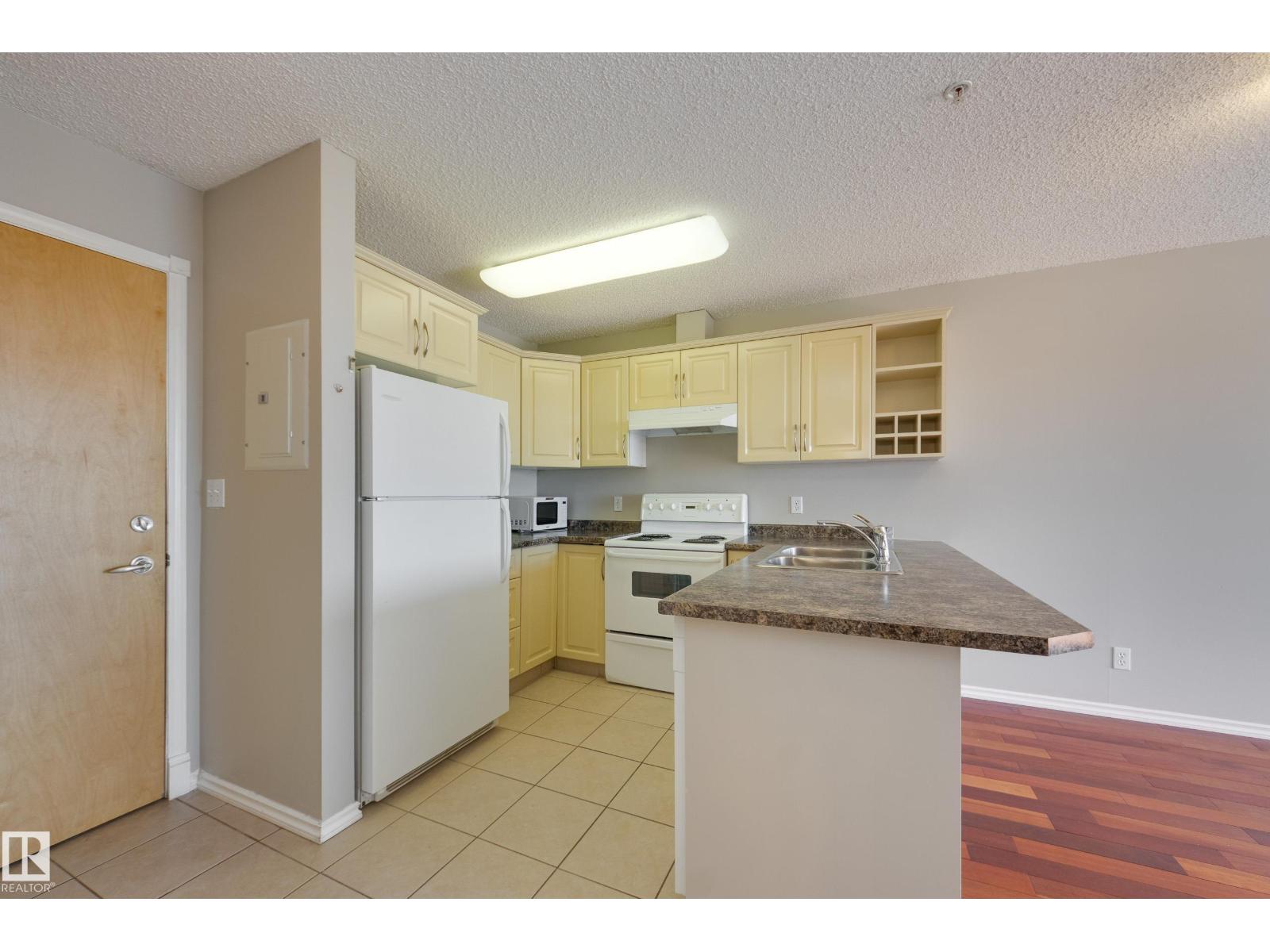 #528 17404 64 AV NW, Edmonton