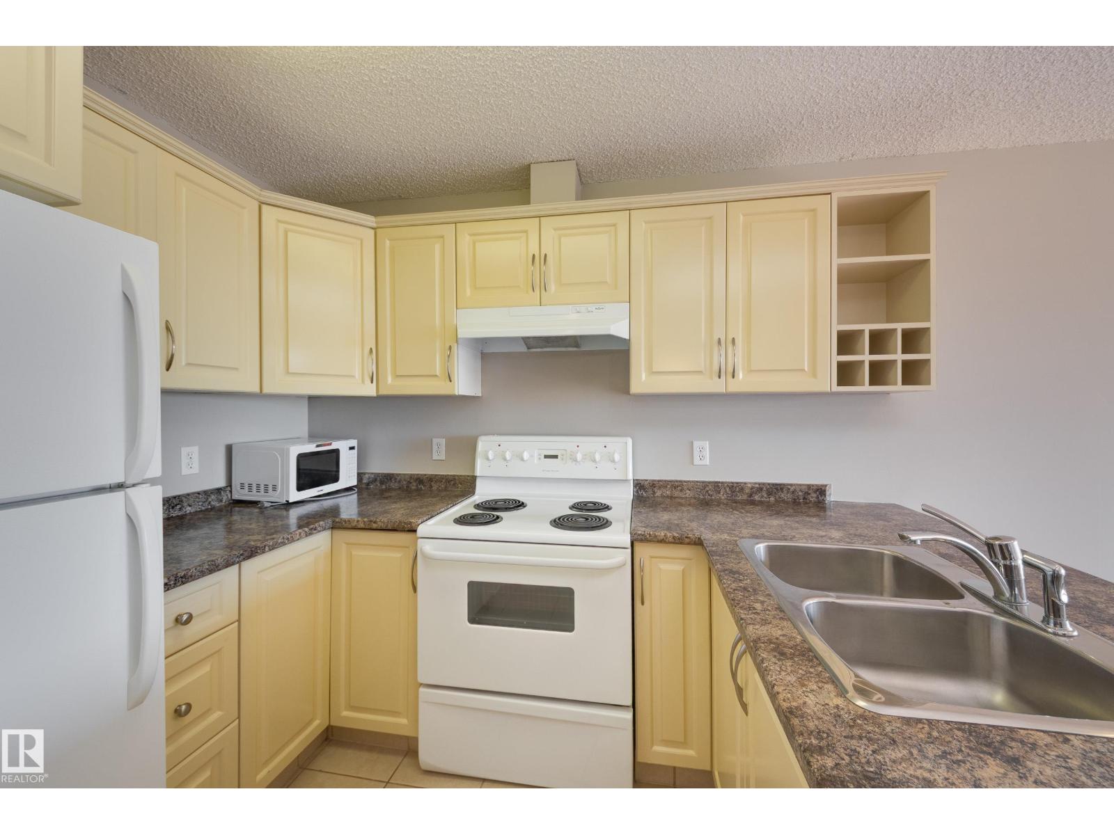 #528 17404 64 AV NW, Edmonton