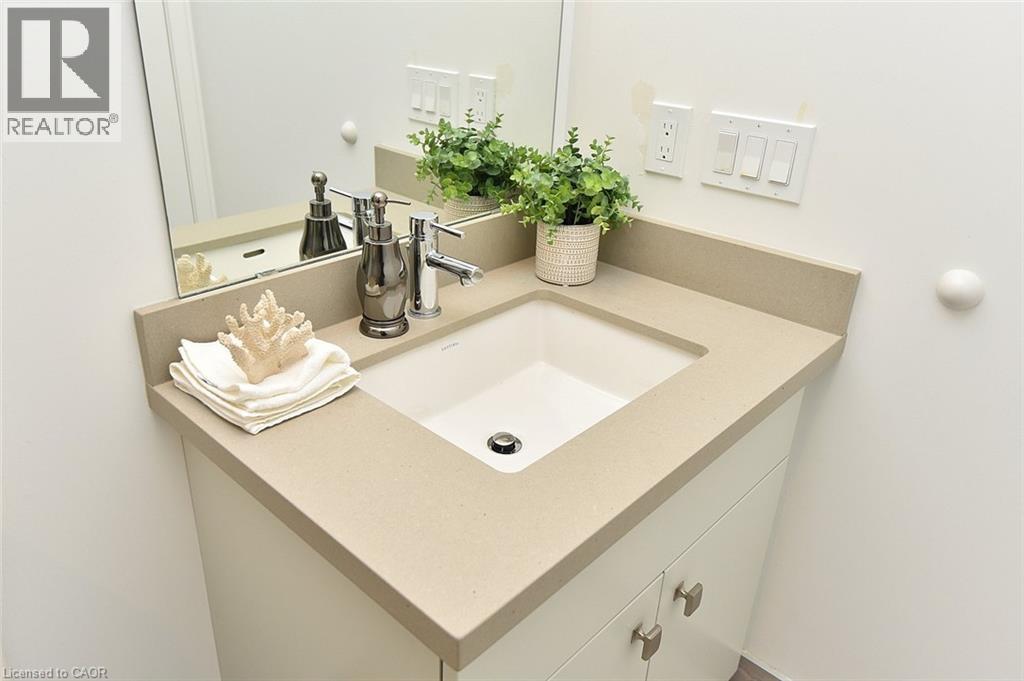 2007 JAMES Street Unit# 1301, Burlington, Ontario, L7R0G7 — Photo 18
