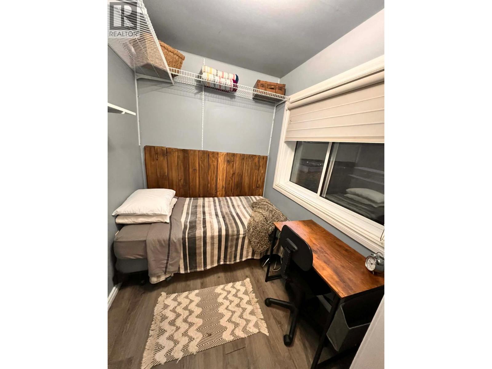 20 Wallace Mountain Road - 28