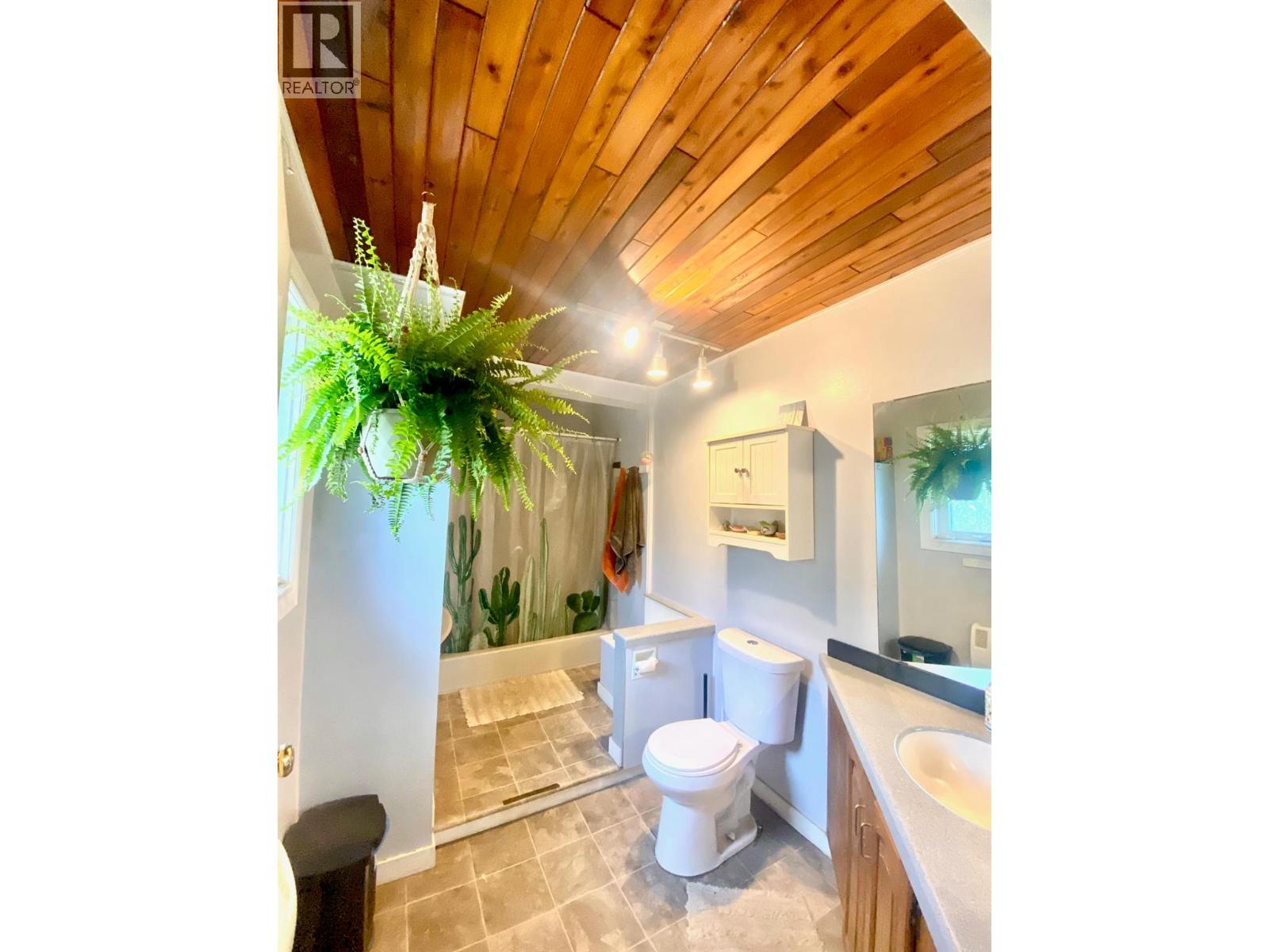 20 Wallace Mountain Road - 23