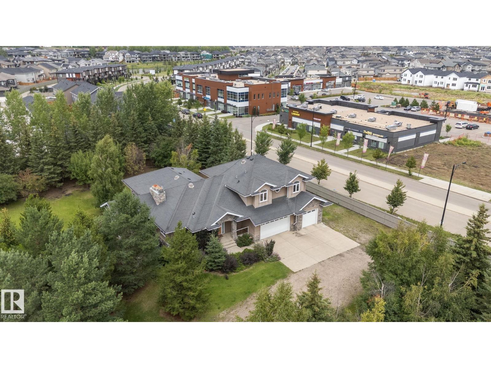 15860 41 AV SW - 3