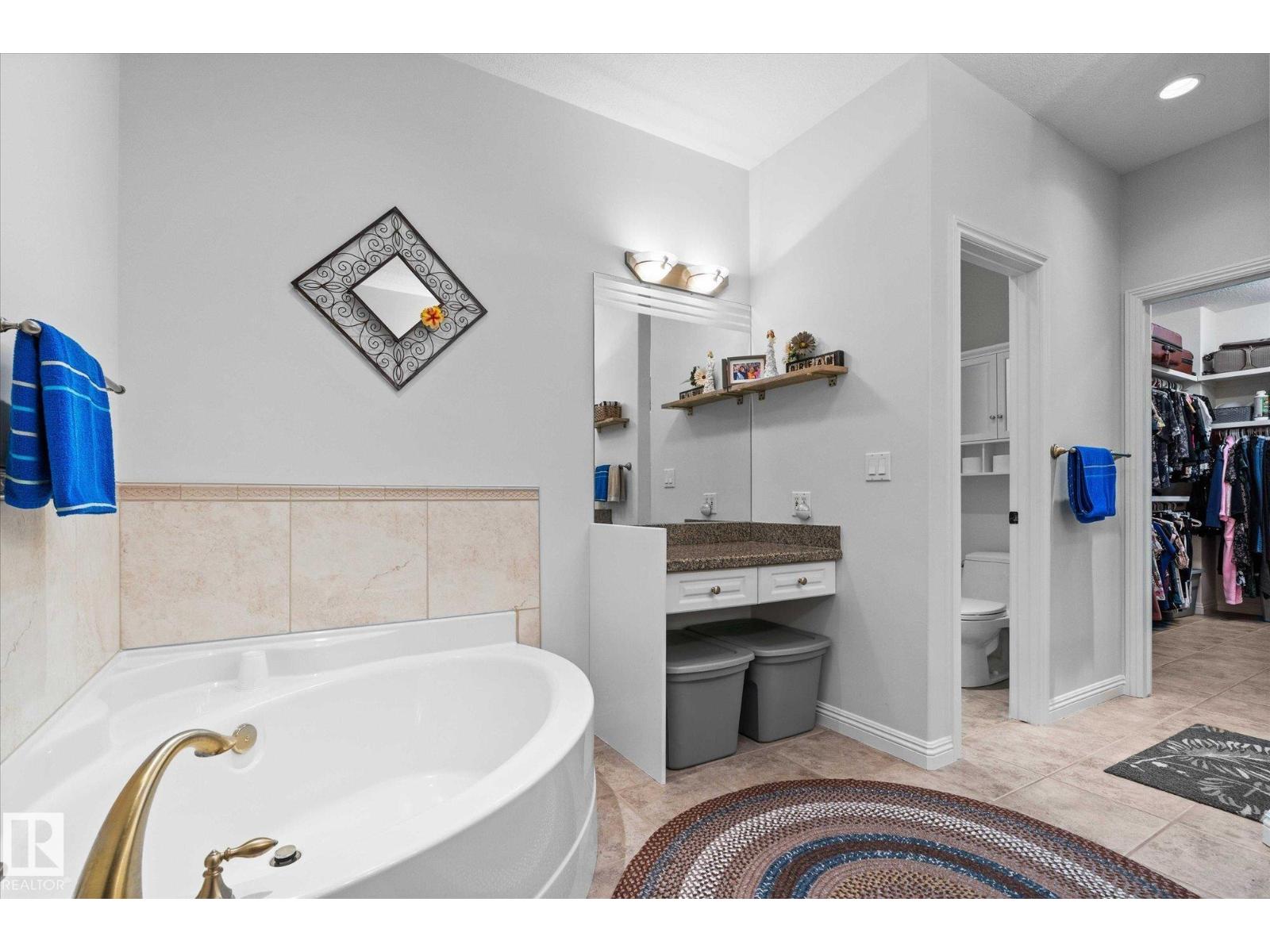 #6 50 OAKRIDGE DR, St. Albert