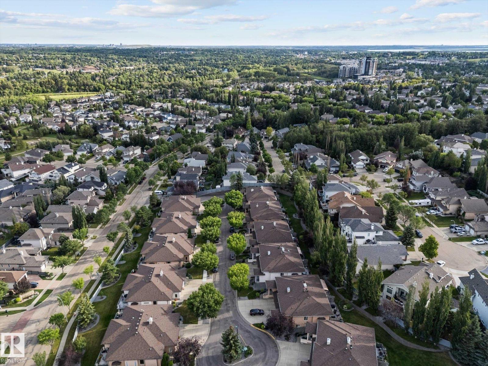 #6 50 OAKRIDGE DR, St. Albert