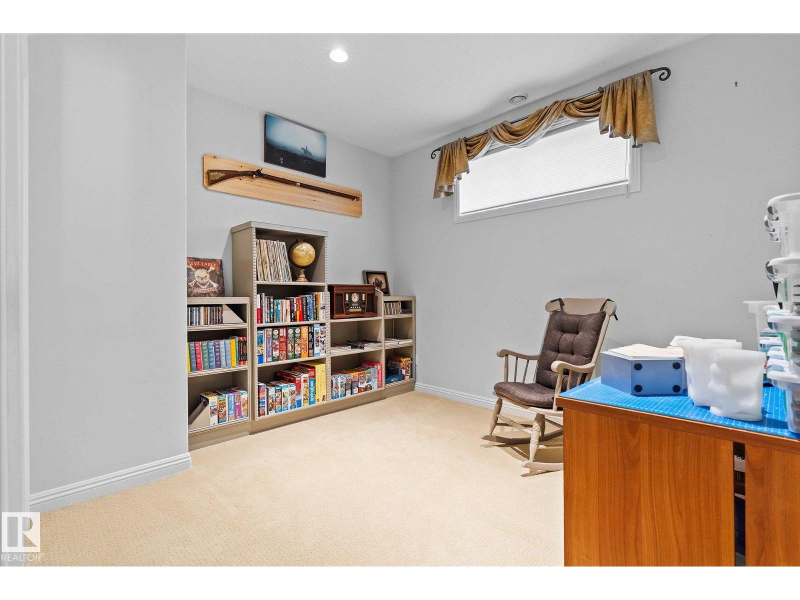 #6 50 OAKRIDGE DR, St. Albert