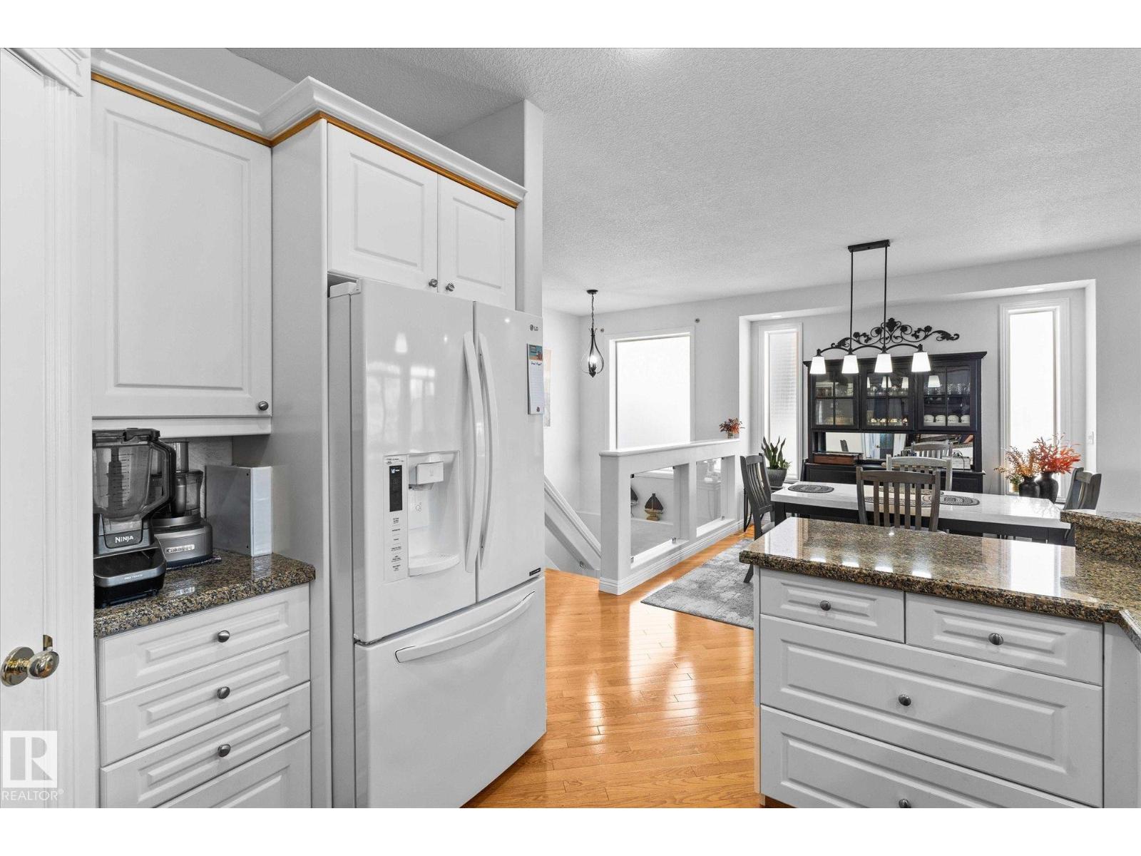 #6 50 OAKRIDGE DR, St. Albert