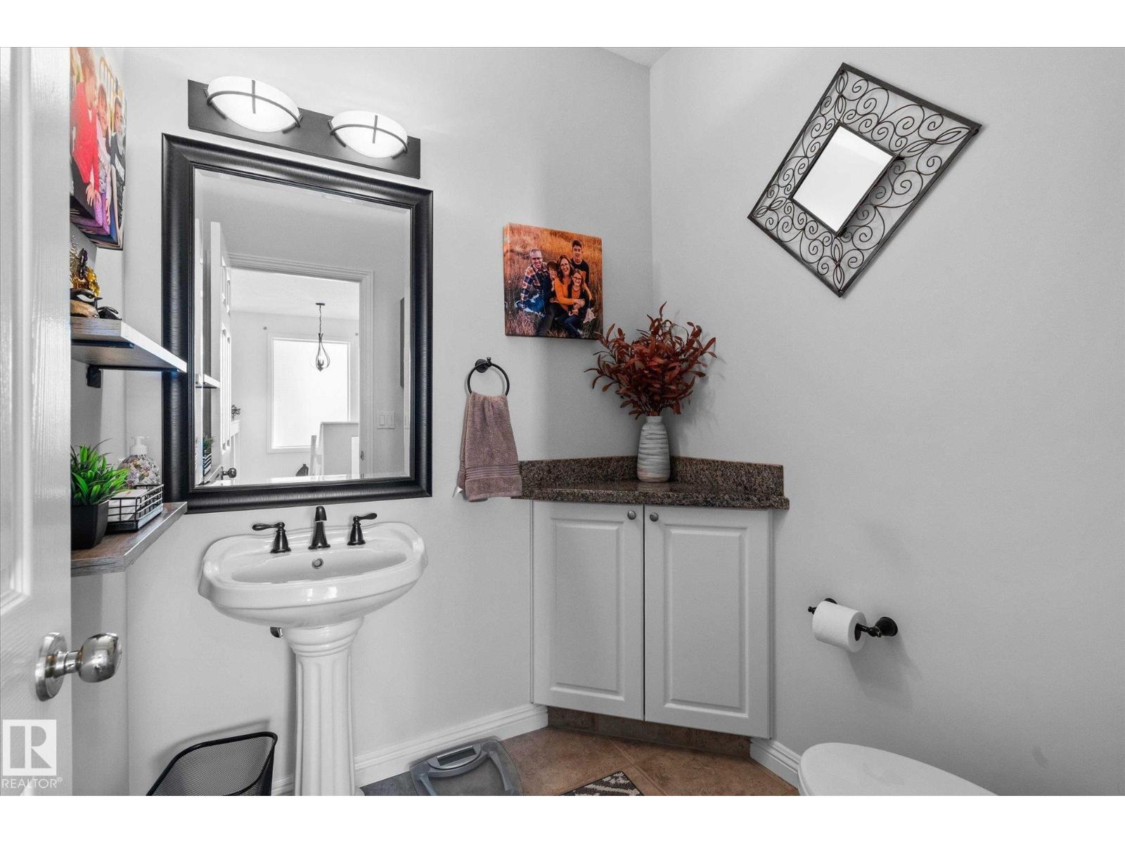 #6 50 OAKRIDGE DR, St. Albert