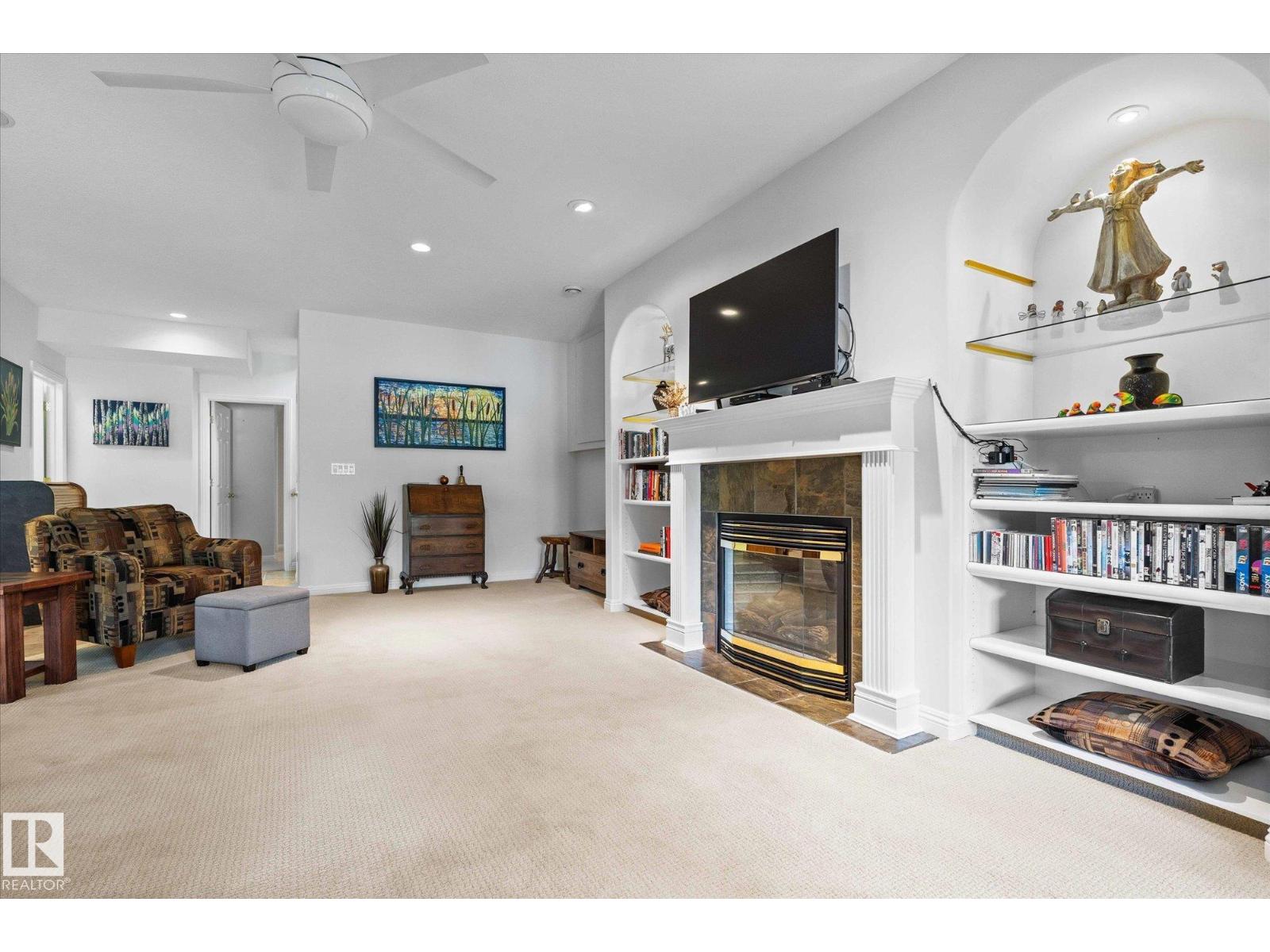 #6 50 OAKRIDGE DR, St. Albert